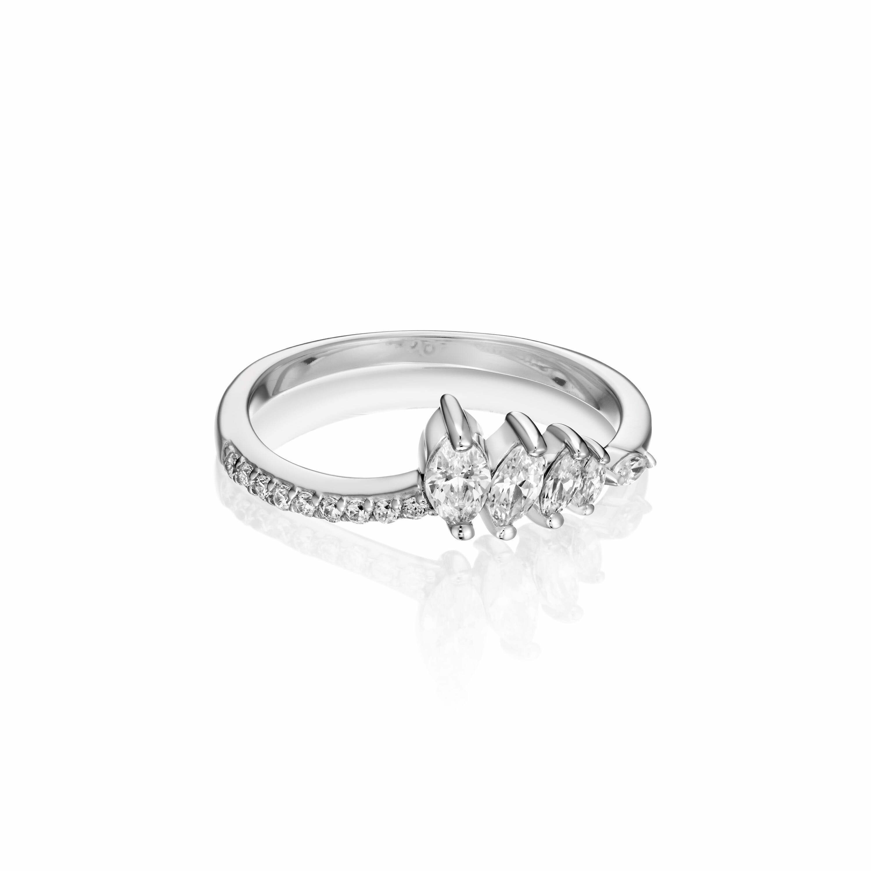 טבעת אירוסין משובצת יהלומים זהב לבן Annabelle